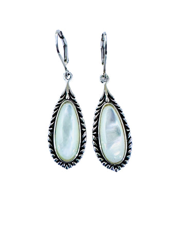 Stunning mother of pearl earrings