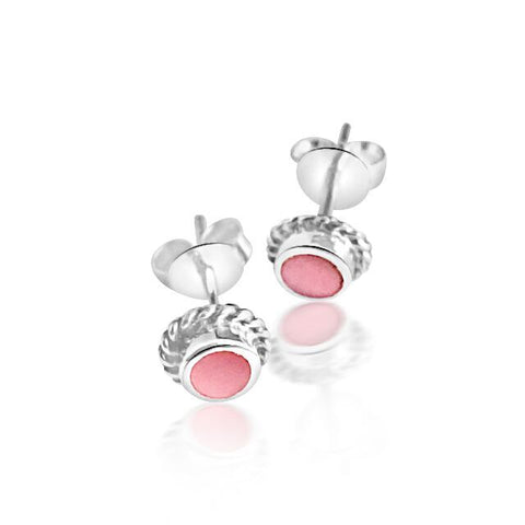 Pretty in pink stud earring