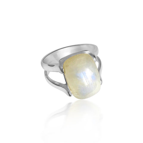 Luna moonstone ring